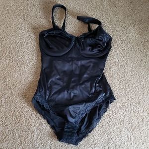 One piece shapewear